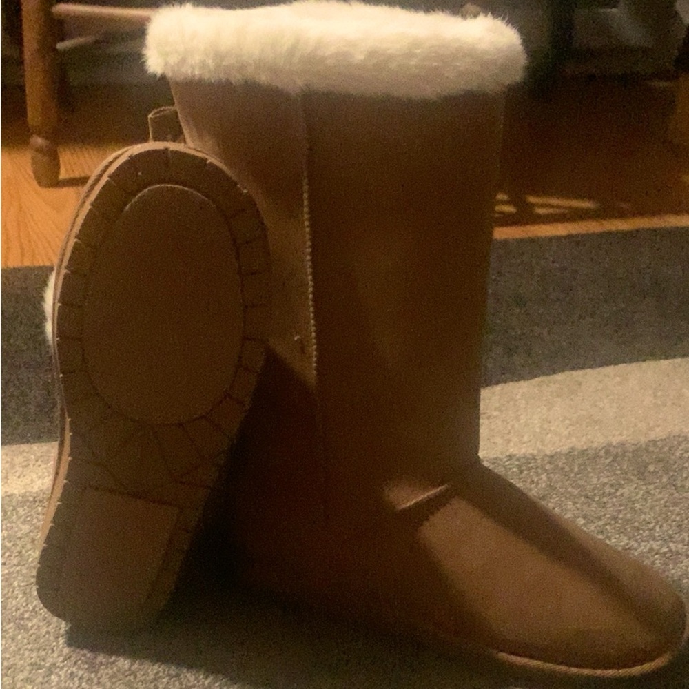 Size 9 winter boot